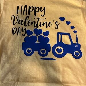 Kids yellow Valentine shirt